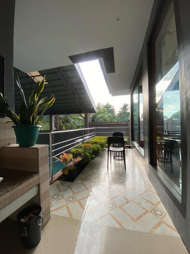 Отель Eight Breeze Baclayon Экстерьер фото